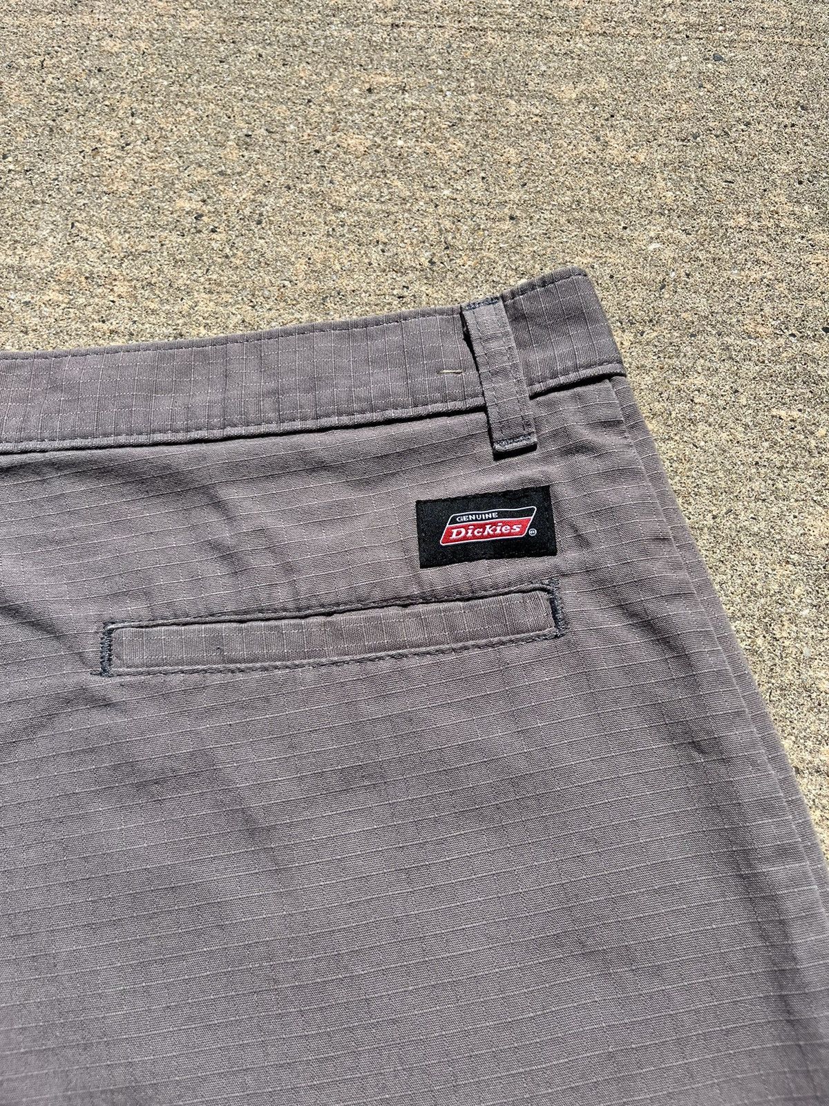 Dickies × Vintage VINTAGE DICKIES GENUINE WORK SHORTS Size US 38 / EU 54 - 3 Thumbnail
