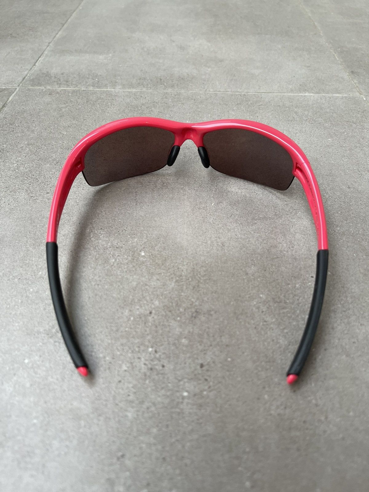 Oakley Oakley OO03-796 "Commit" Red Black Sunglasses Size ONE SIZE - 8 Thumbnail