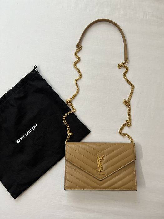 Yves Saint Laurent YSL Yves Saint Laurent Envelope Chain Wallet