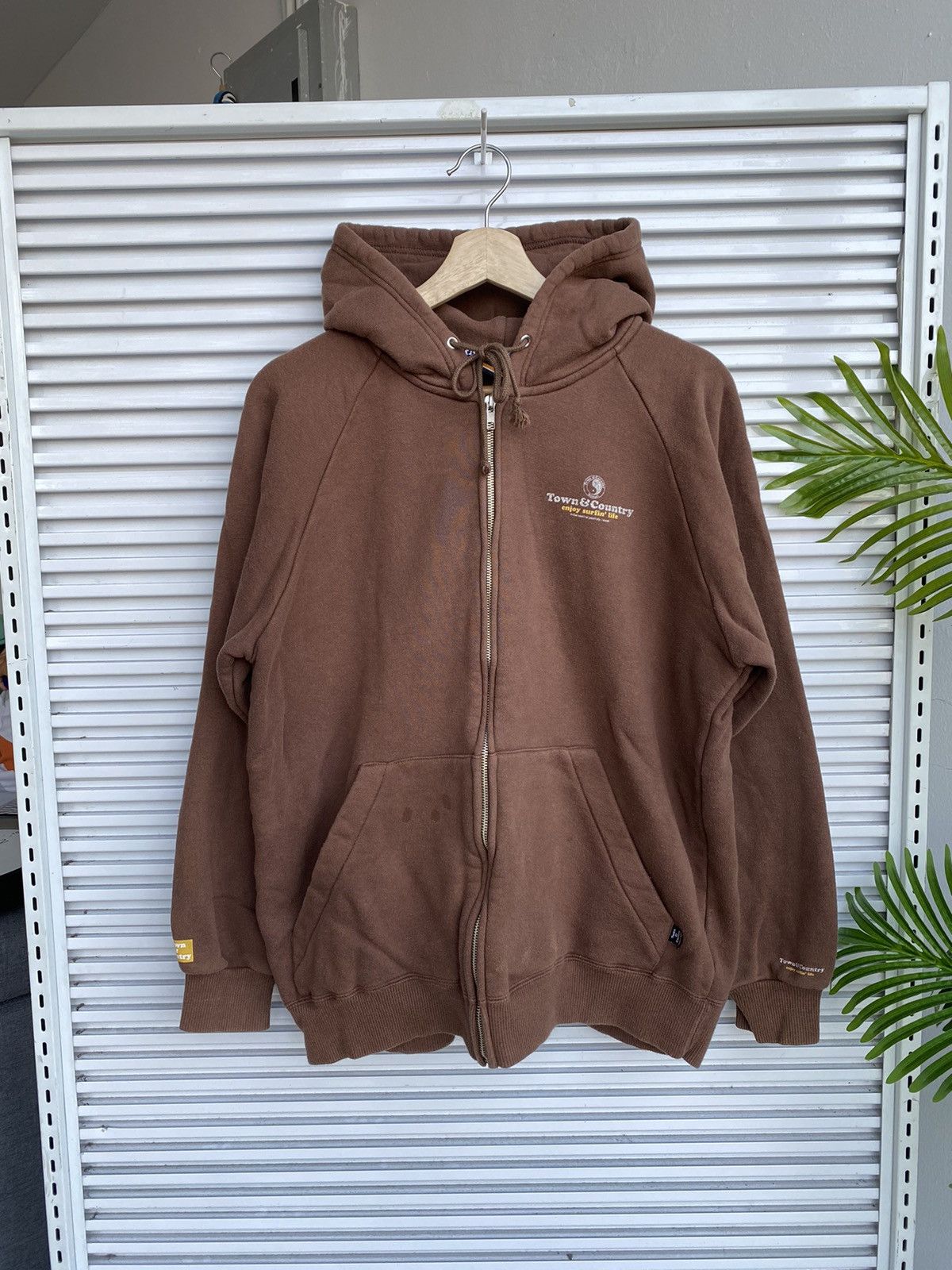 Japanese Brand × Vintage Vintage Town&Surf Brown Hoodies/Fuct Travis Birdhouse Scott Size US M / EU 48-50 / 2 - 1 Thumbnail