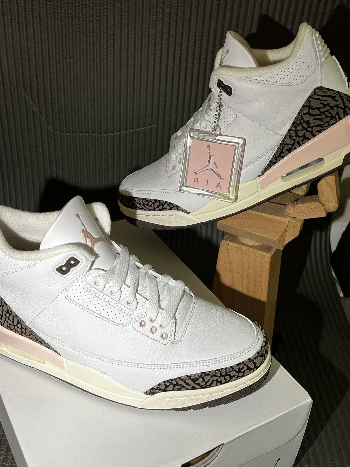womens jordans retro 3