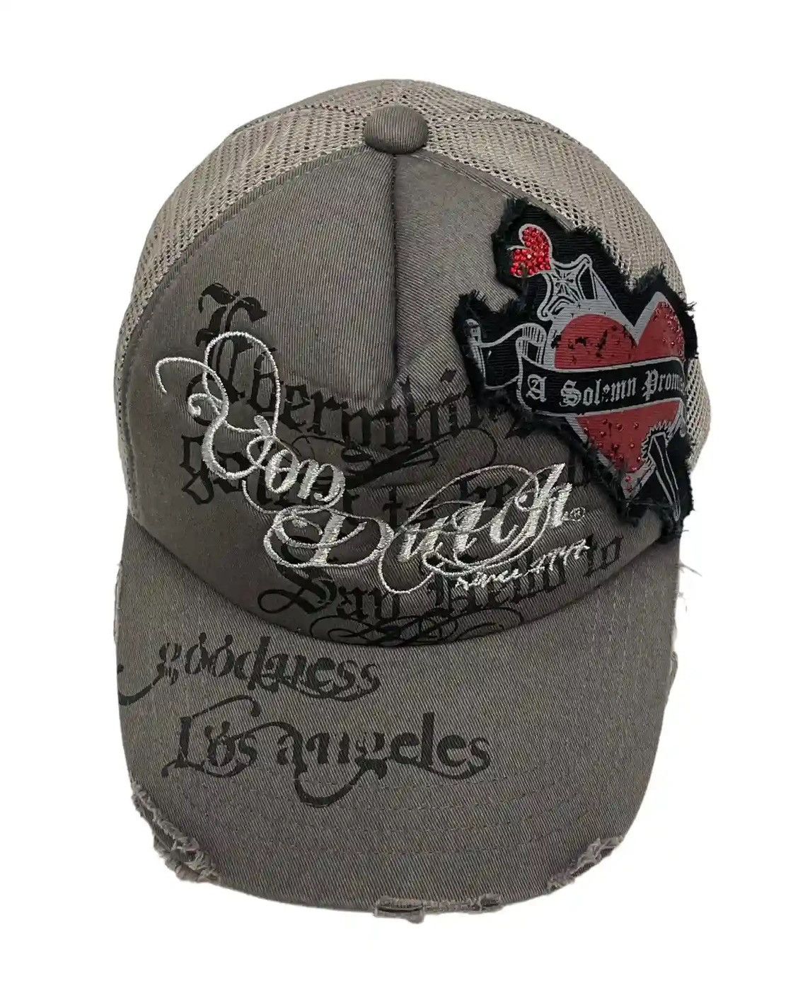 Von Dutch Von Dutch Distressed LA Script Heart Patch Trucker Hat Y2K Size ONE SIZE - 9 Thumbnail