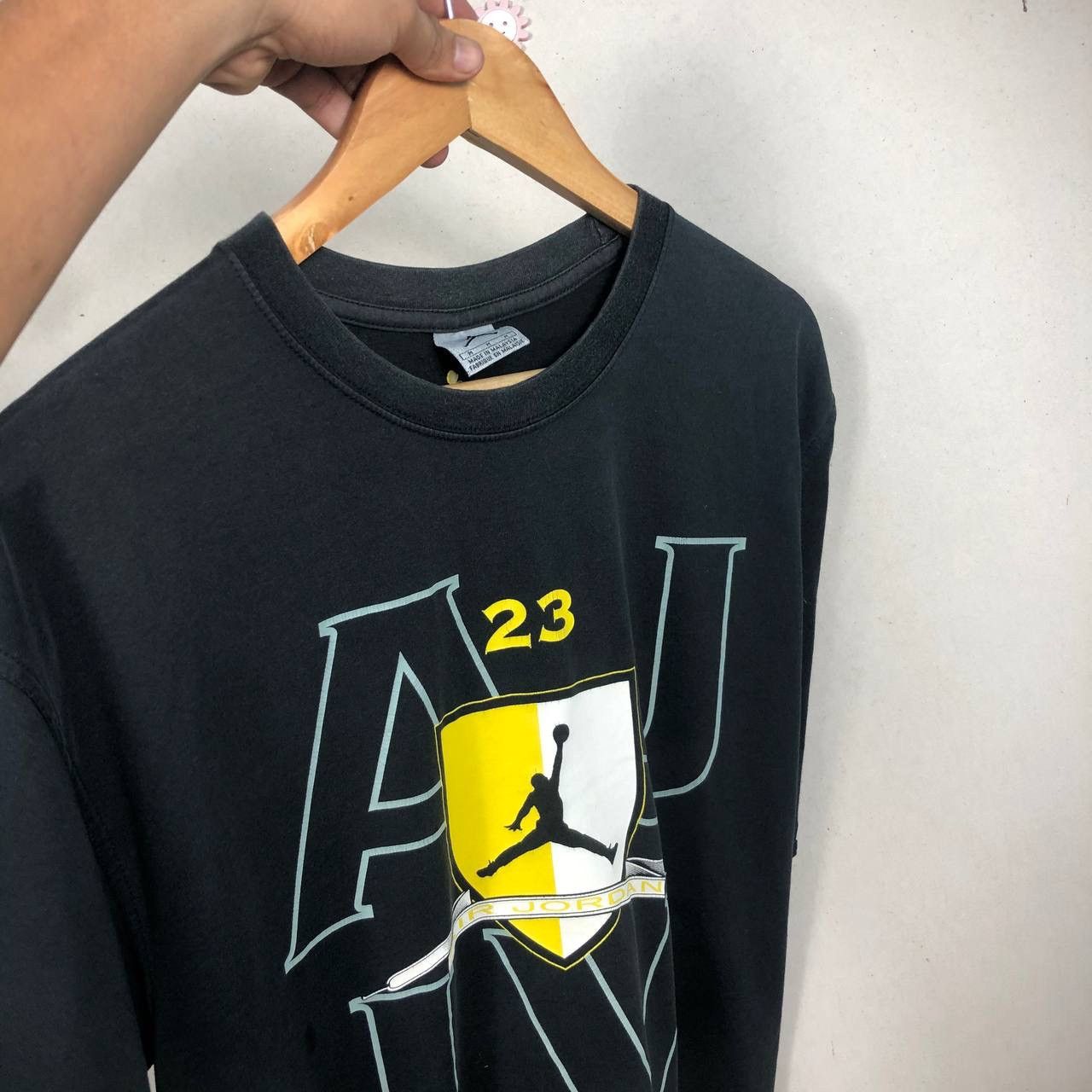 Jordan Brand × Nike Y2K Air Jordan Big Logo Black Printed Tshirt AJ Tees Size US M / EU 48-50 / 2 - 5 Thumbnail