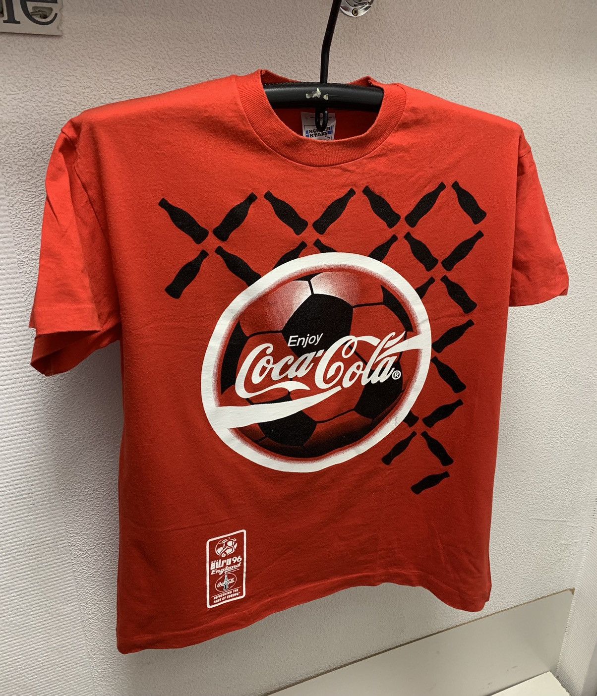 Coca Cola Coca Cola coke euro 1996 vintage screen stars single L Size US L / EU 52-54 / 3 - 1 Thumbnail