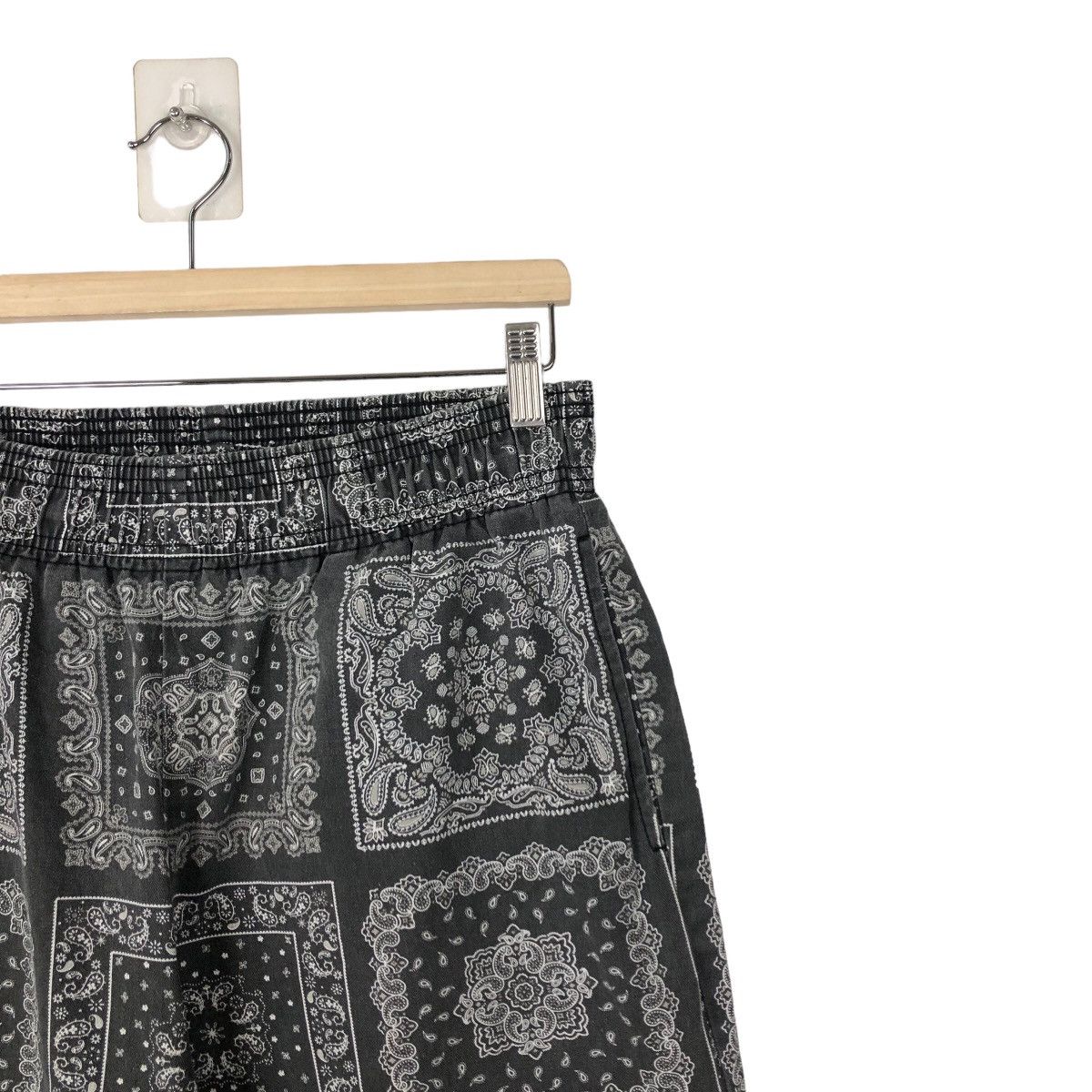 Japanese Brand VINTAGE NAVAJO DESIGN PANTS PESLEY OVER PRINT Size US 27 - 4 Thumbnail
