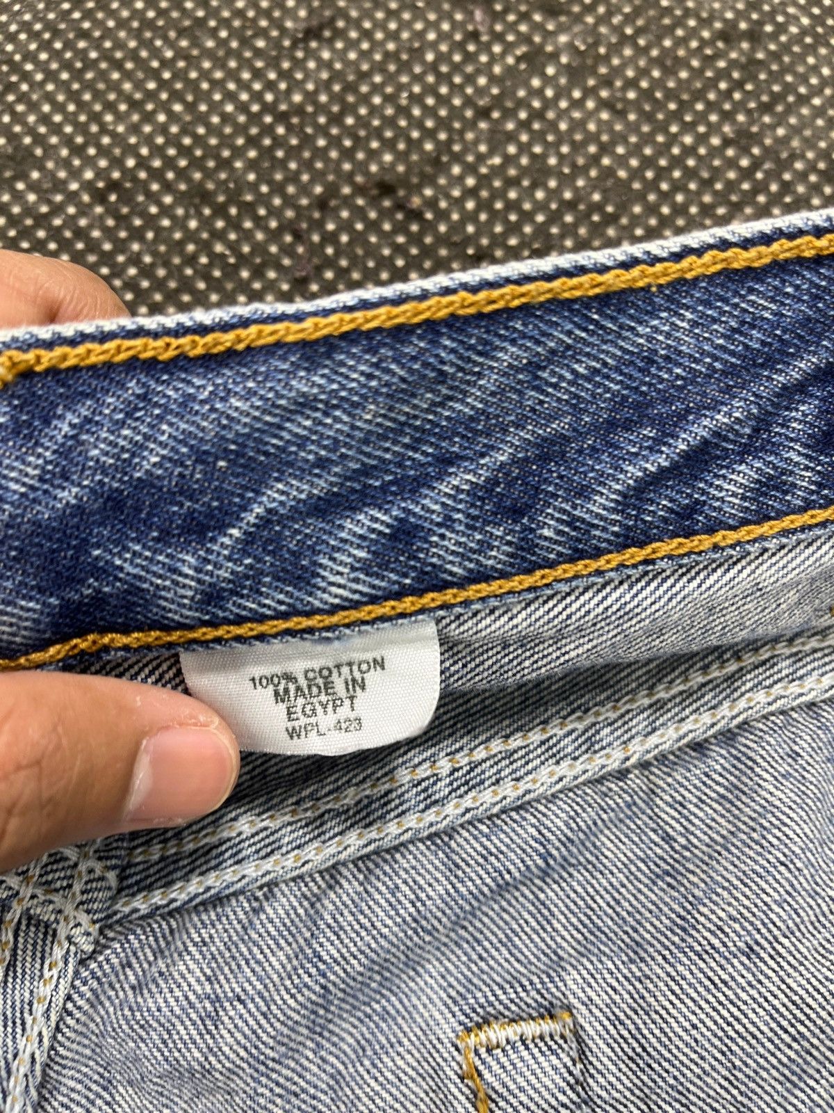 Levi's Vintage Levis 501 Jeans Painted Denim - J683 Size US 40 / EU 56 - 6 Thumbnail