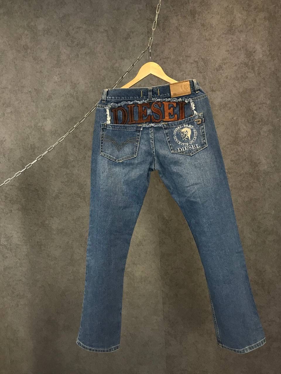 image of Diesel Vintage Y2K Big Logo Jeans in Blue, Men's (Size 31)