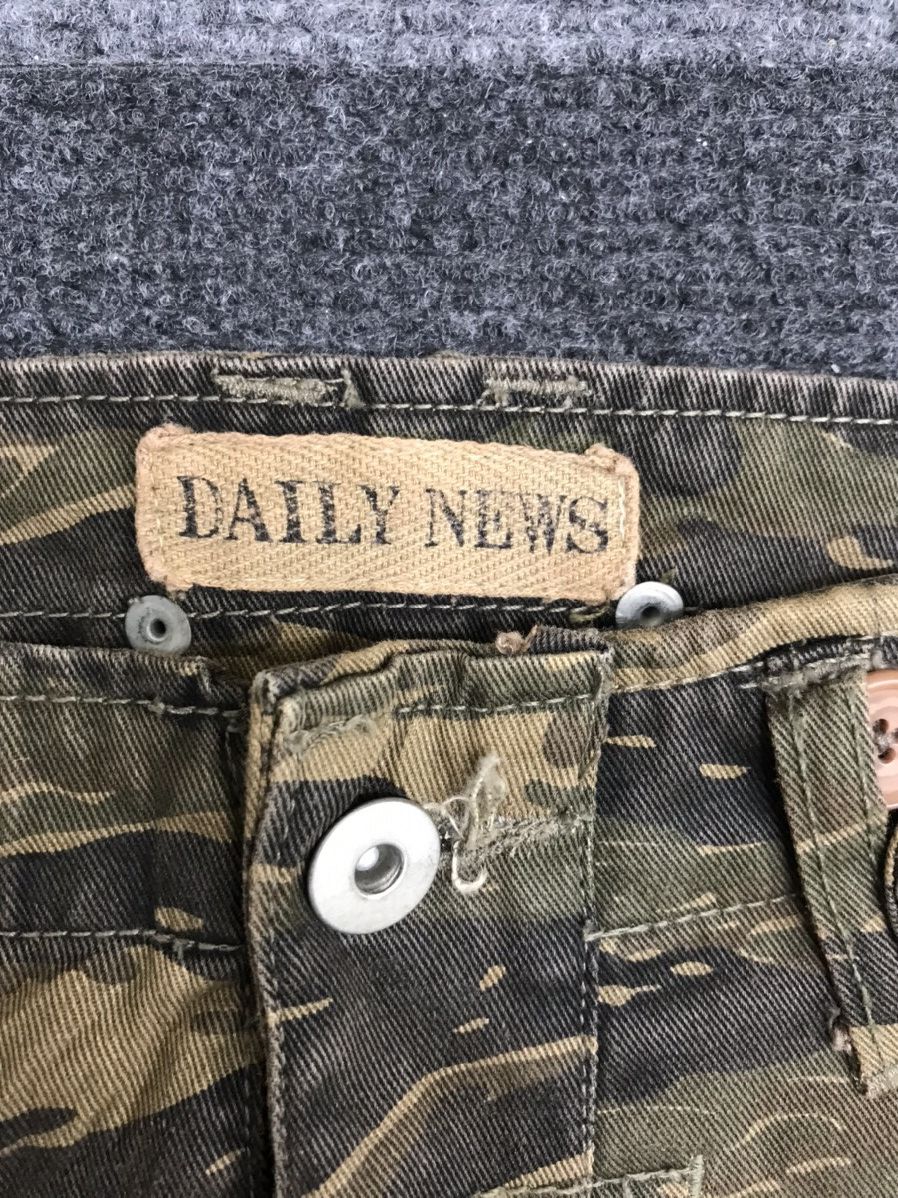 Japanese Brand × Seditionaries Flare DAILY NEWS Seditionaries Camo Multipockets Pant Size US 30 / EU 46 - 8 Thumbnail