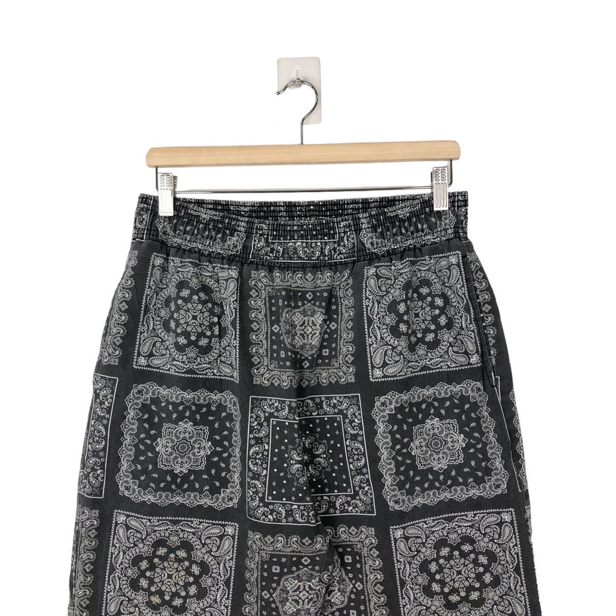 Japanese Brand VINTAGE NAVAJO DESIGN PANTS PESLEY OVER PRINT Size US 27 - 2 Thumbnail