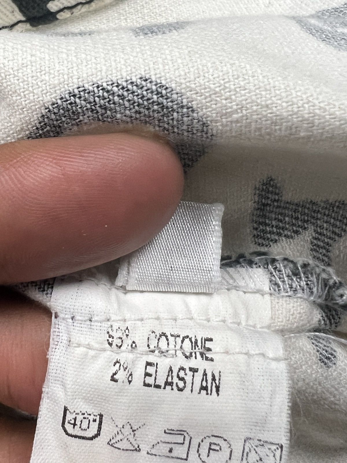 Jean Charles De Castelbajac Vintage Castelbajac ‘Wording” Denim Trucker Jacket Size US L / EU 52-54 / 3 - 17 Thumbnail