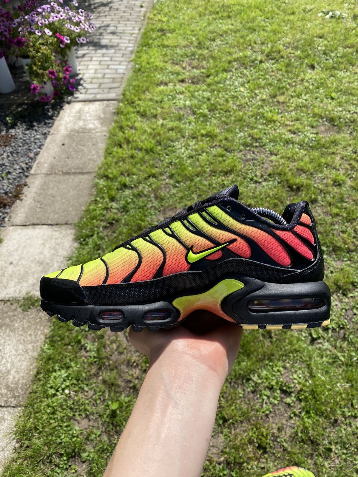 Nike Nike Air Max Plus TN „Black Volt Solar Red” womens sneakers Size US 7 / IT 37 - 7 Thumbnail