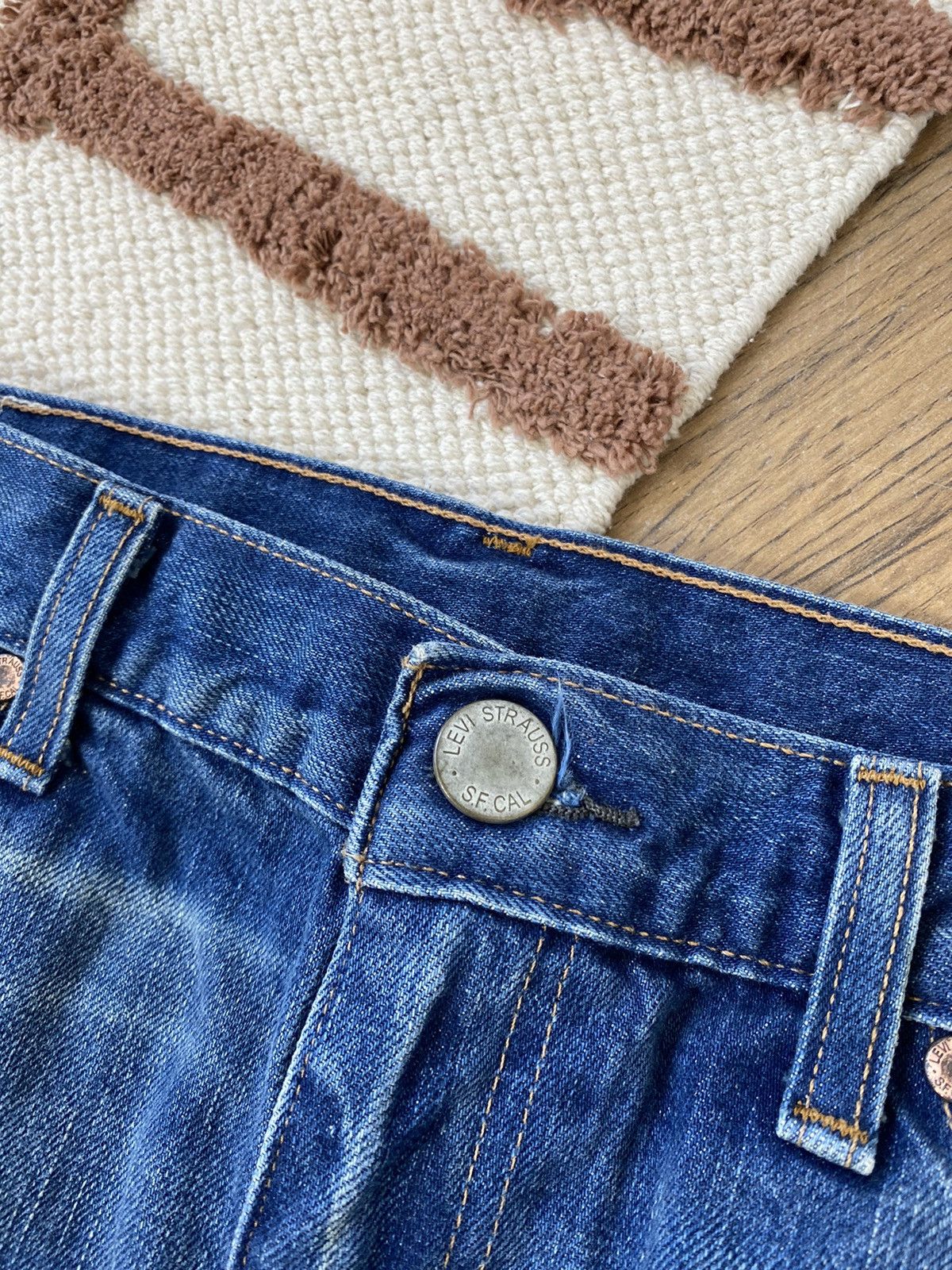 Levi's VINTAGE LEVI’S WASHED BLUE MINI SKIRT Size 34" / US 12 / IT 48 - 4 Thumbnail