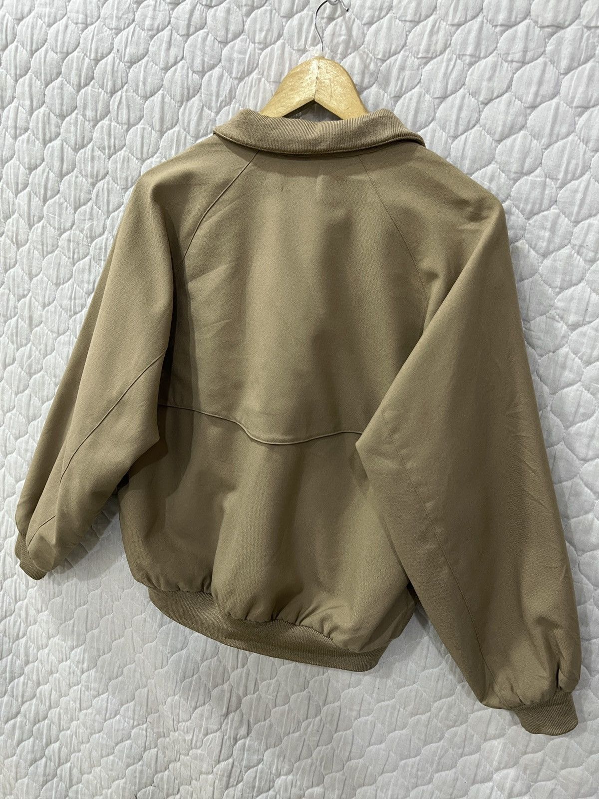 Burberry (Uuuu). VTG BURBERRYS BOMBER JACKET Size US M / EU 48-50 / 2 - 6 Thumbnail
