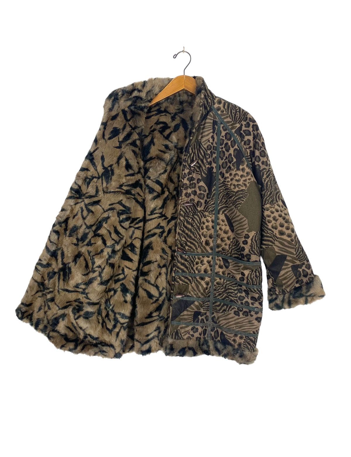 Japanese Brand Rare‼️ Vintage You Jun Faux Fur Jacket Size XL / US 12-14 / IT 48-50 - 2 Thumbnail