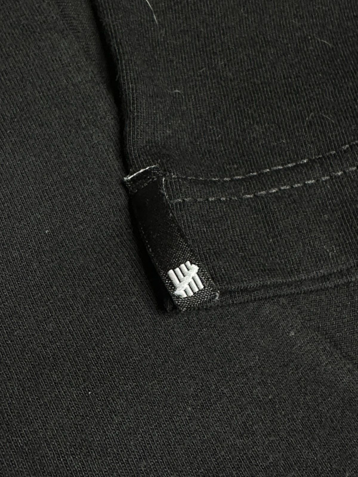 Undefeated Undefeated StreetWear Y2K Rare Size US XL / EU 56 / 4 - 4 Thumbnail