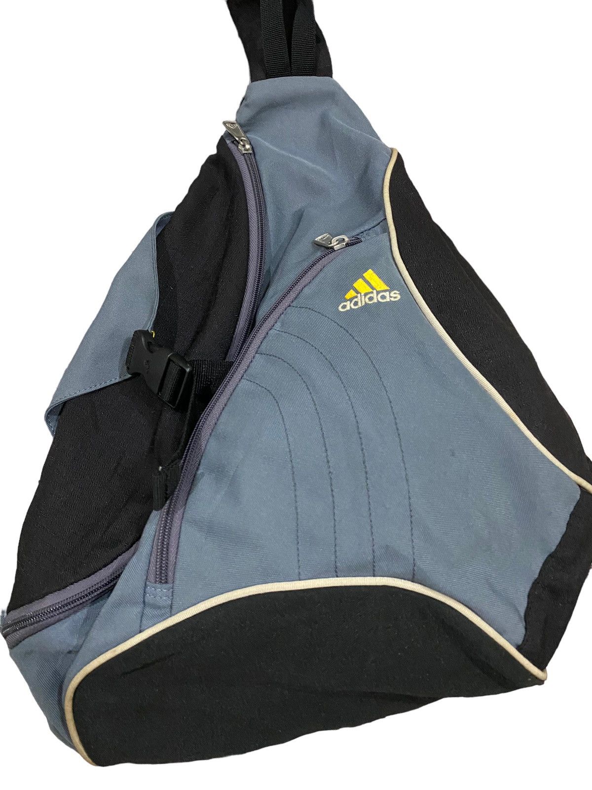 Adidas × Vintage Vintage adidas crossbody bag Size ONE SIZE - 23 Thumbnail