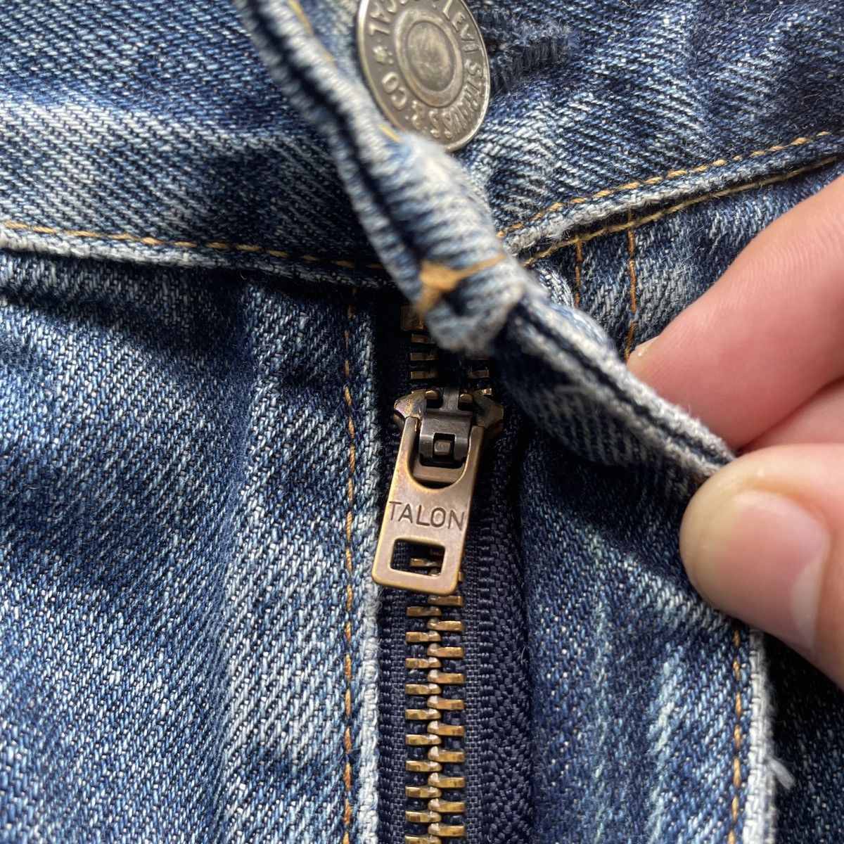 Levi's Vintage Clothing Vintage Levi’s 502 Big E Faded Selvedge Denim Jeans Pants Size US 32 / EU 48 - 8 Thumbnail