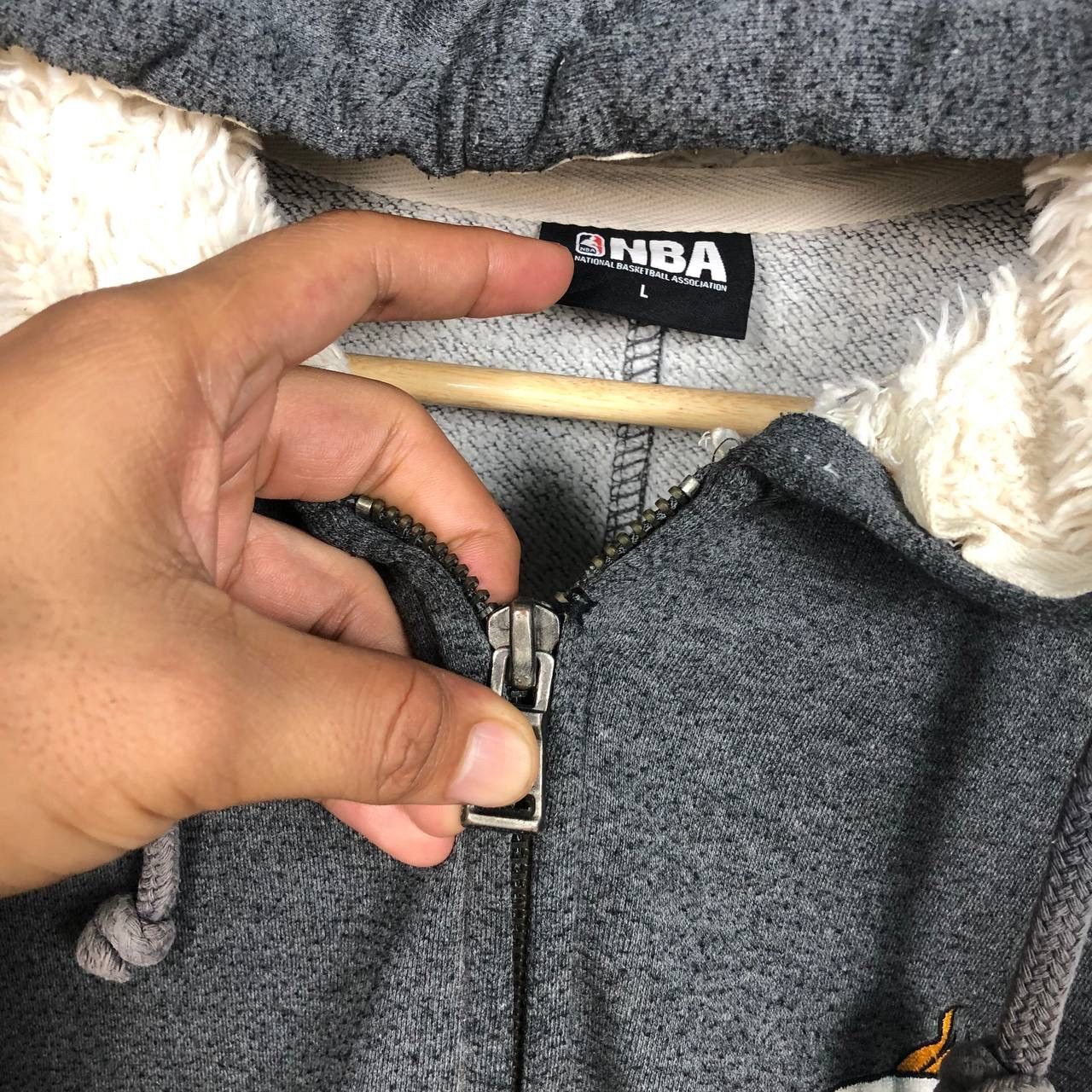 NBA × Vintage Vintage NBA Basketball Miami Heat Full Zipper Wool Hoodie Size US L / EU 52-54 / 3 - 6 Thumbnail