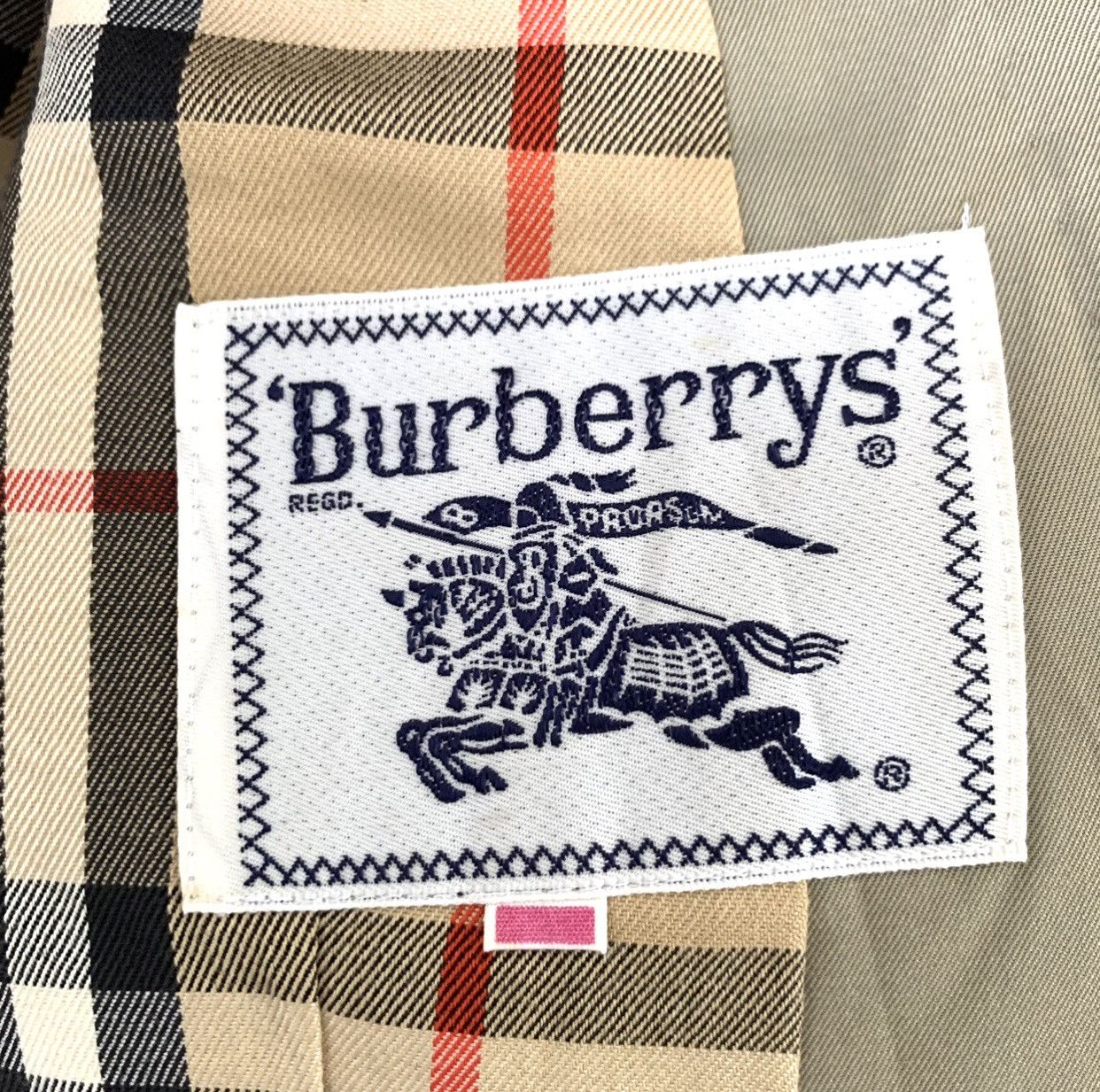 Burberry Vintage Burberry White Tags Nova Check Blazer Jacket Size US S / EU 44-46 / 1 - 10 Thumbnail