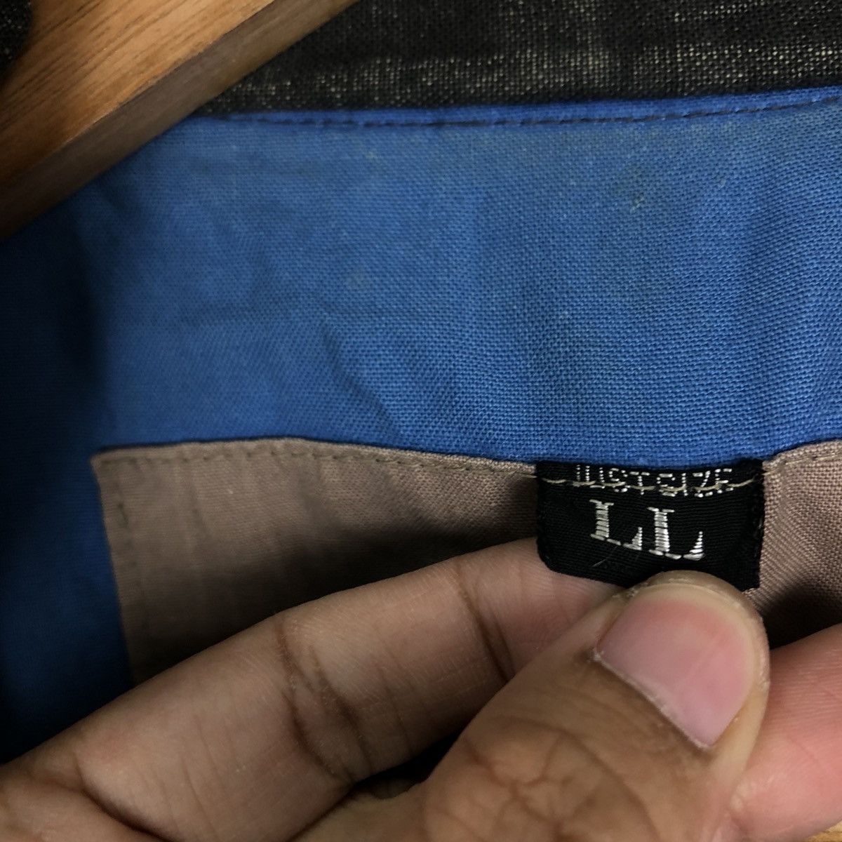 Japanese Brand VINTAGE BOMBER JACKET MILITARY DESIGN FULL PATCHES Size US L / EU 52-54 / 3 - 14 Thumbnail