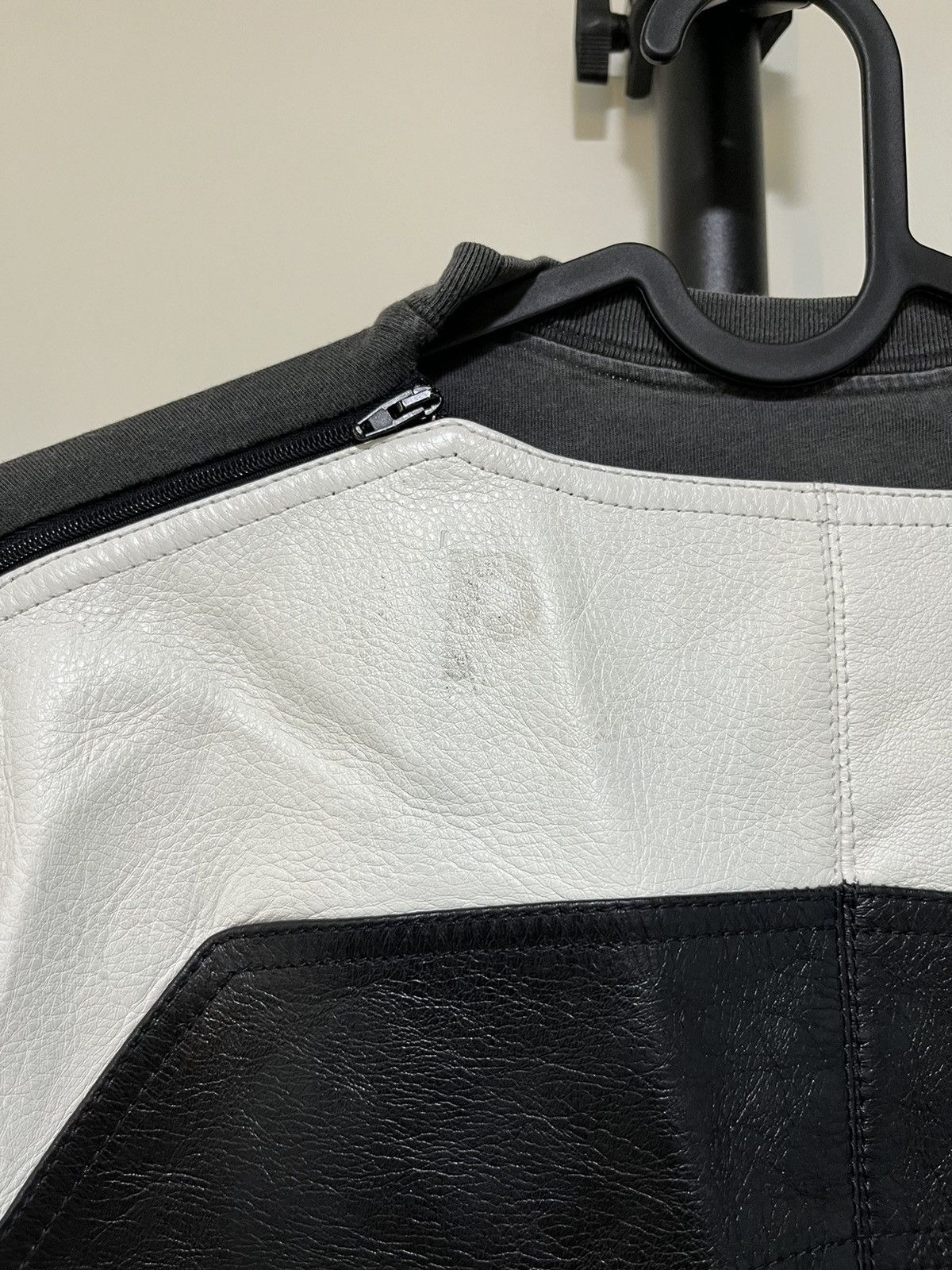 Balenciaga Balenciaga Paris Shirt with Leather Vest Size US M / EU 48-50 / 2 - 8 Thumbnail