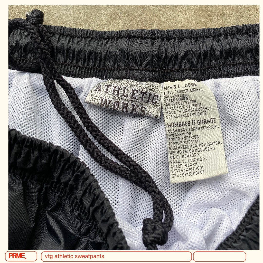 Vintage vintage Y2K ATHLETIC WORKS Baggy sweatpants shorts combo Size US 32 / EU 48 - 12 Thumbnail