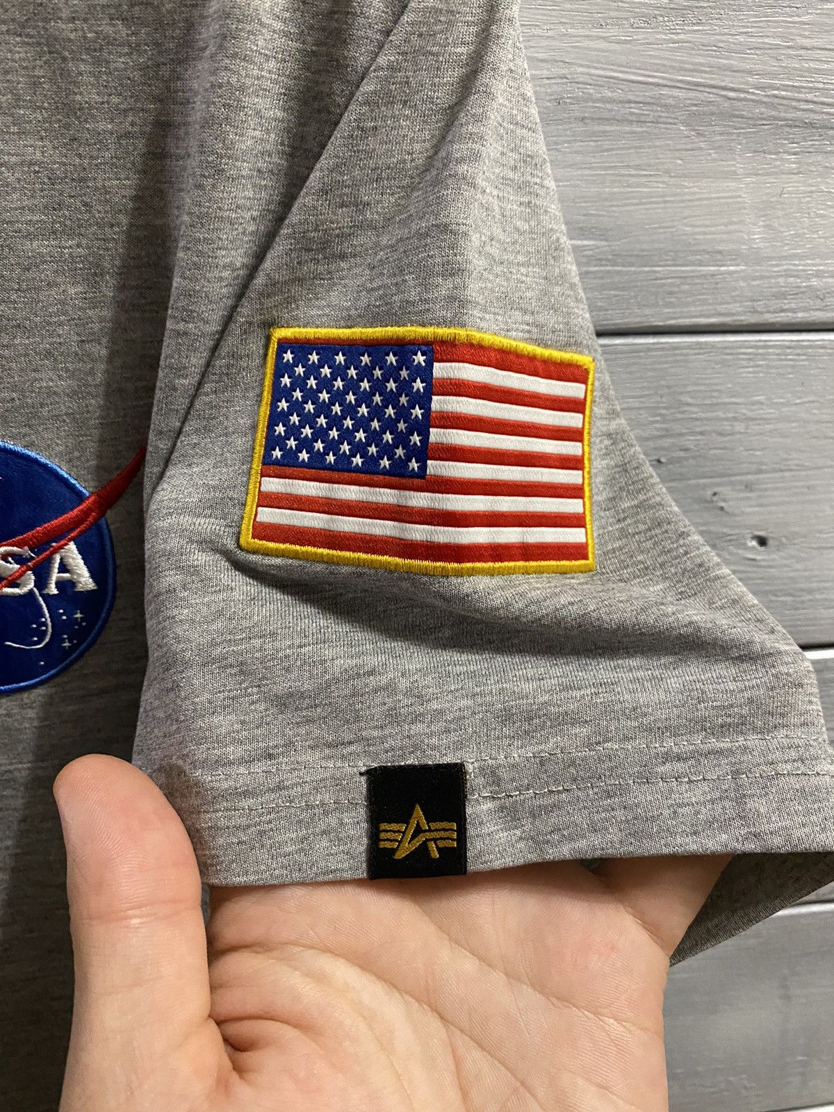 Alpha Industries Rare Shirt Alpha Industries NASA 100th Space Shuttle mission Size US S / EU 44-46 / 1 - 5 Thumbnail