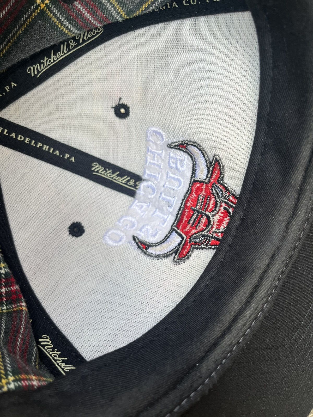 Mitchell & Ness × NBA MITCHELL & NESS 2015 CHICAGO BULLS BASKETBALL CAP Size ONE SIZE - 23 Thumbnail