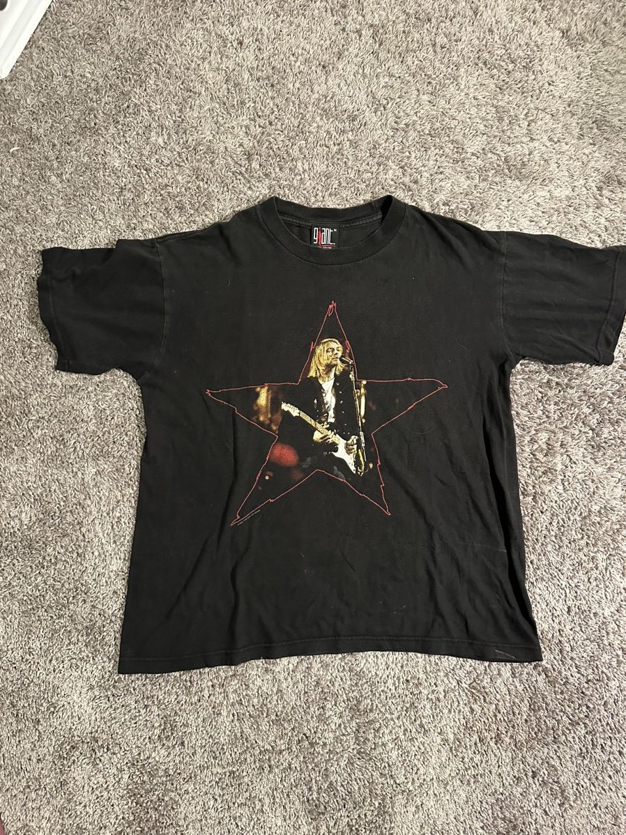 1996 Kurt Cobain Nirvana shirt giant tag