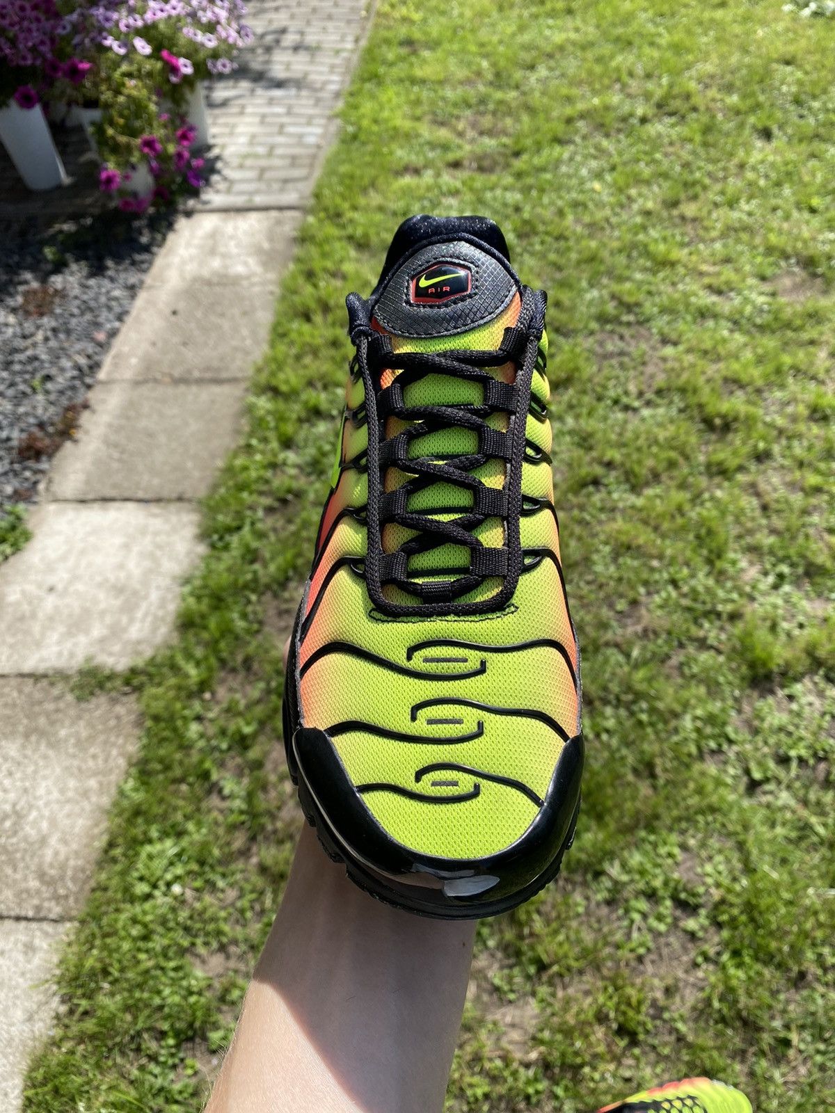 Nike Nike Air Max Plus TN „Black Volt Solar Red” womens sneakers Size US 7 / IT 37 - 6 Thumbnail