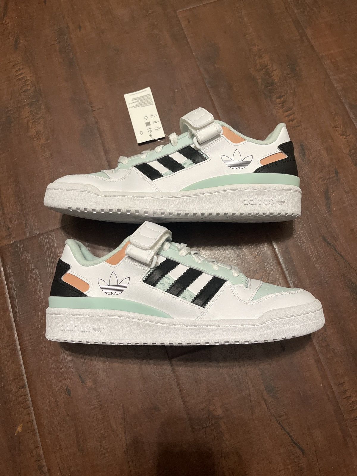 Forum Low “White Halo Mint”