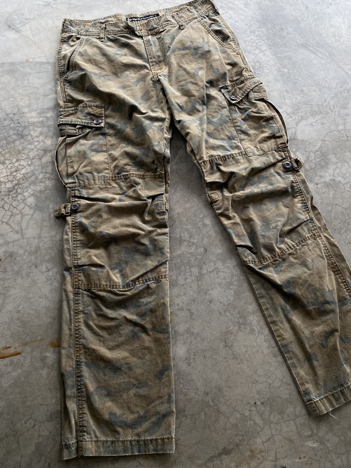 Japanese Brand Japanese Disciple Motorcyclist Army Cargo Pants Size US 33 - 2 Thumbnail