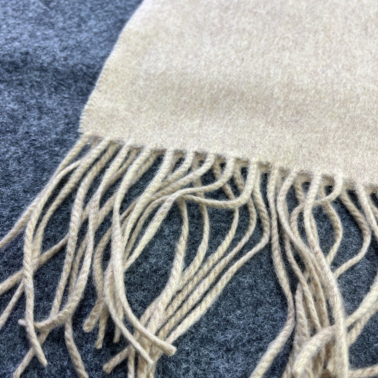 Chloe Chloe Scarf / Muffler / Neckwear T719 Size ONE SIZE - 6 Thumbnail