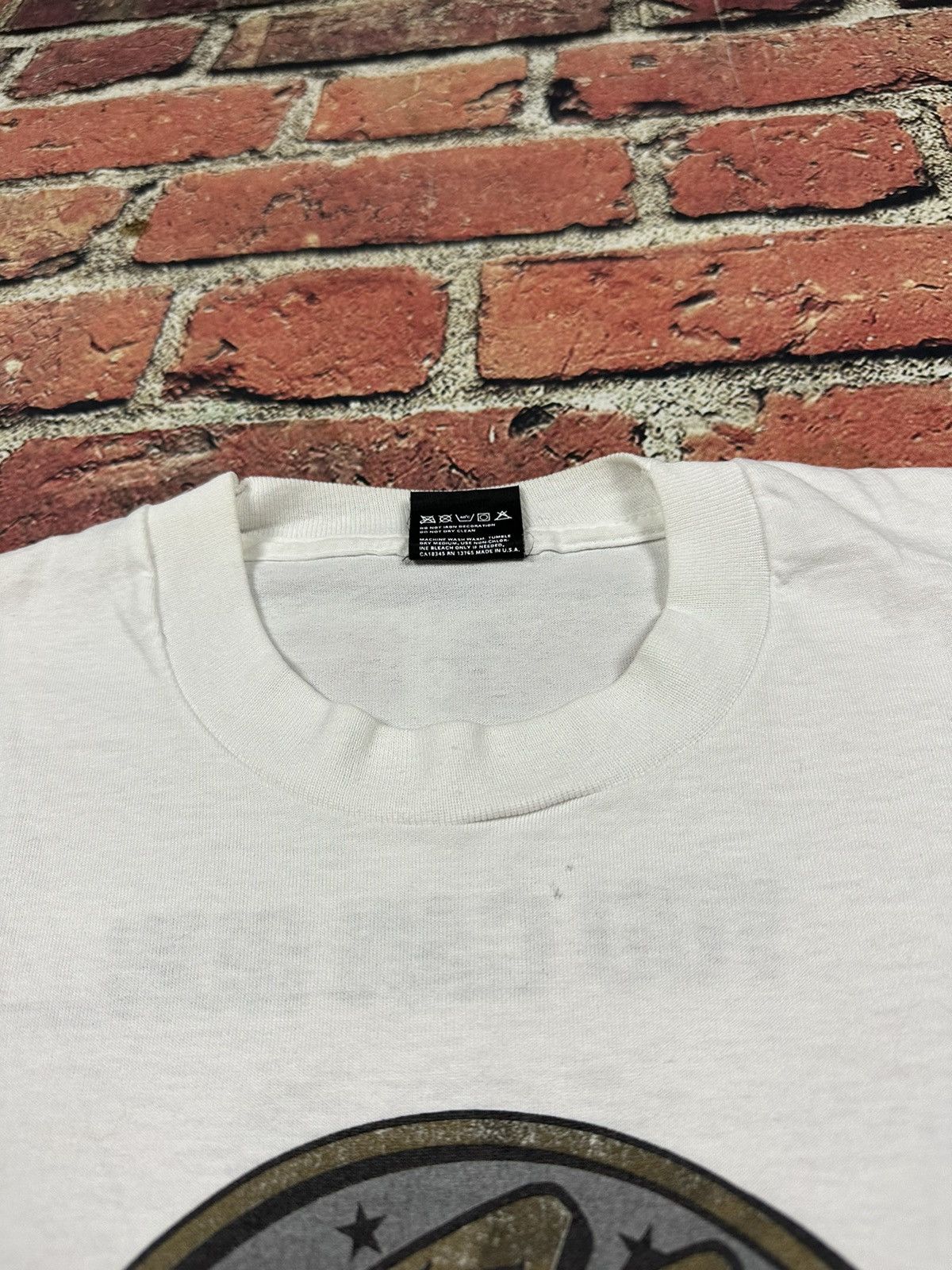 Other Vintage 90s America’s Most Wanted John Walsh Promo T-Shirt Size US L / EU 52-54 / 3 - 9 Thumbnail