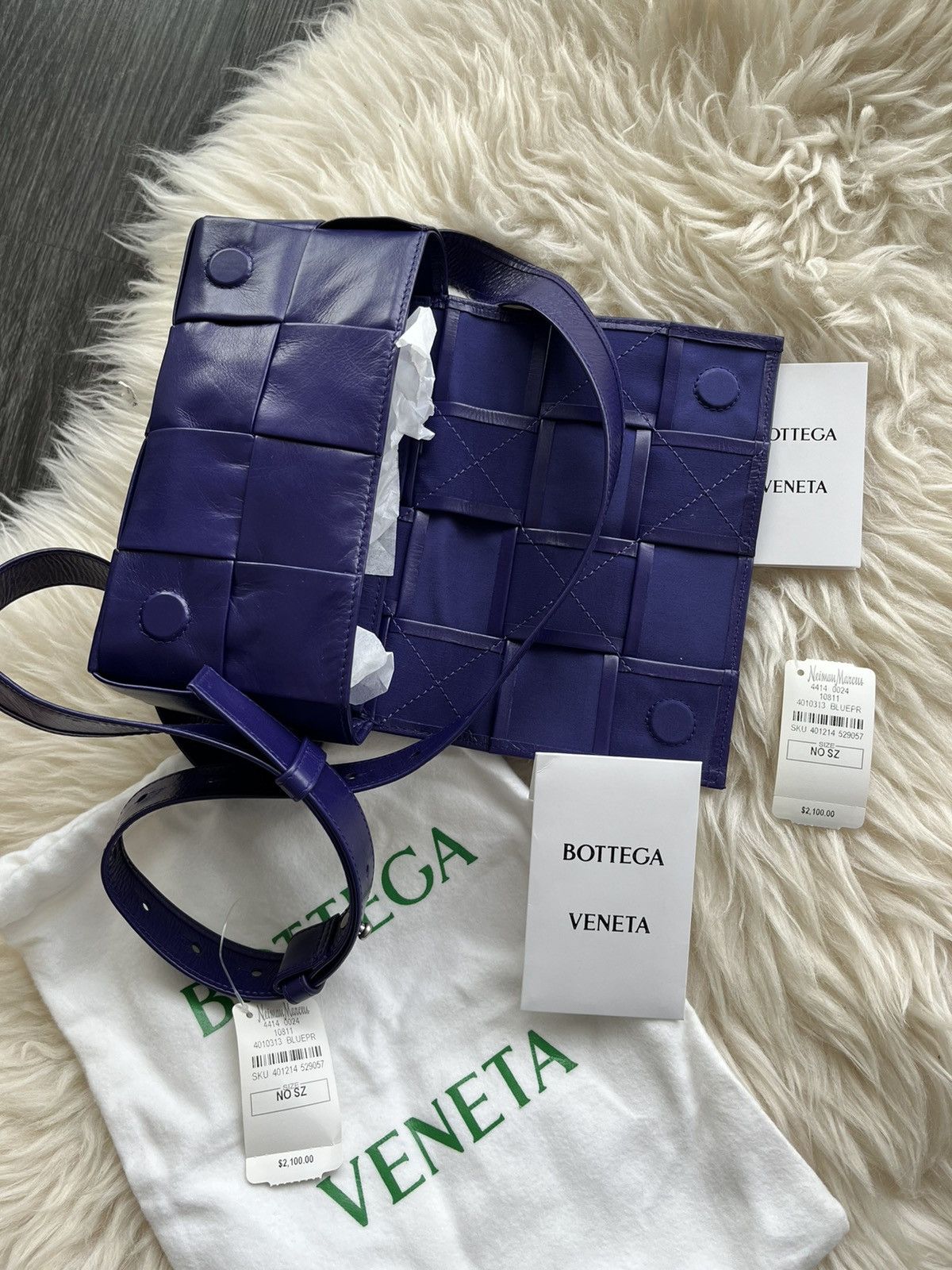 Bottega Veneta Super Runway Brand New $2,300 Value Cassette Crossbody Bag Size ONE SIZE - 10 Thumbnail