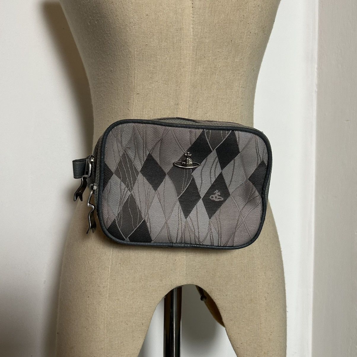 Vivienne Westwood Vintage Vivienne Westwood Genuine Leather Crossbody Bag Size ONE SIZE - 1 Thumbnail