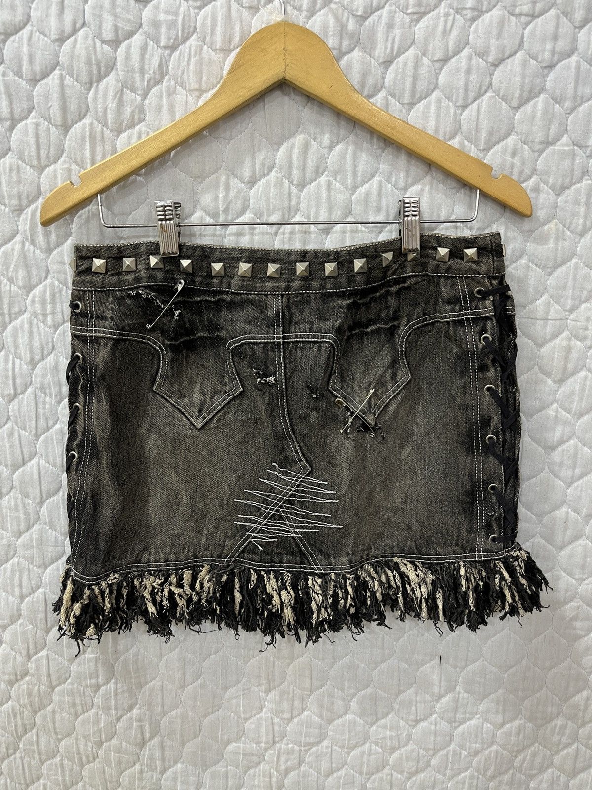 Seditionaries (Vvvv)🔥🔥🔥 HYPE CANDY STRIPPER PUNK SKIRTS Size 31" - 6 Thumbnail
