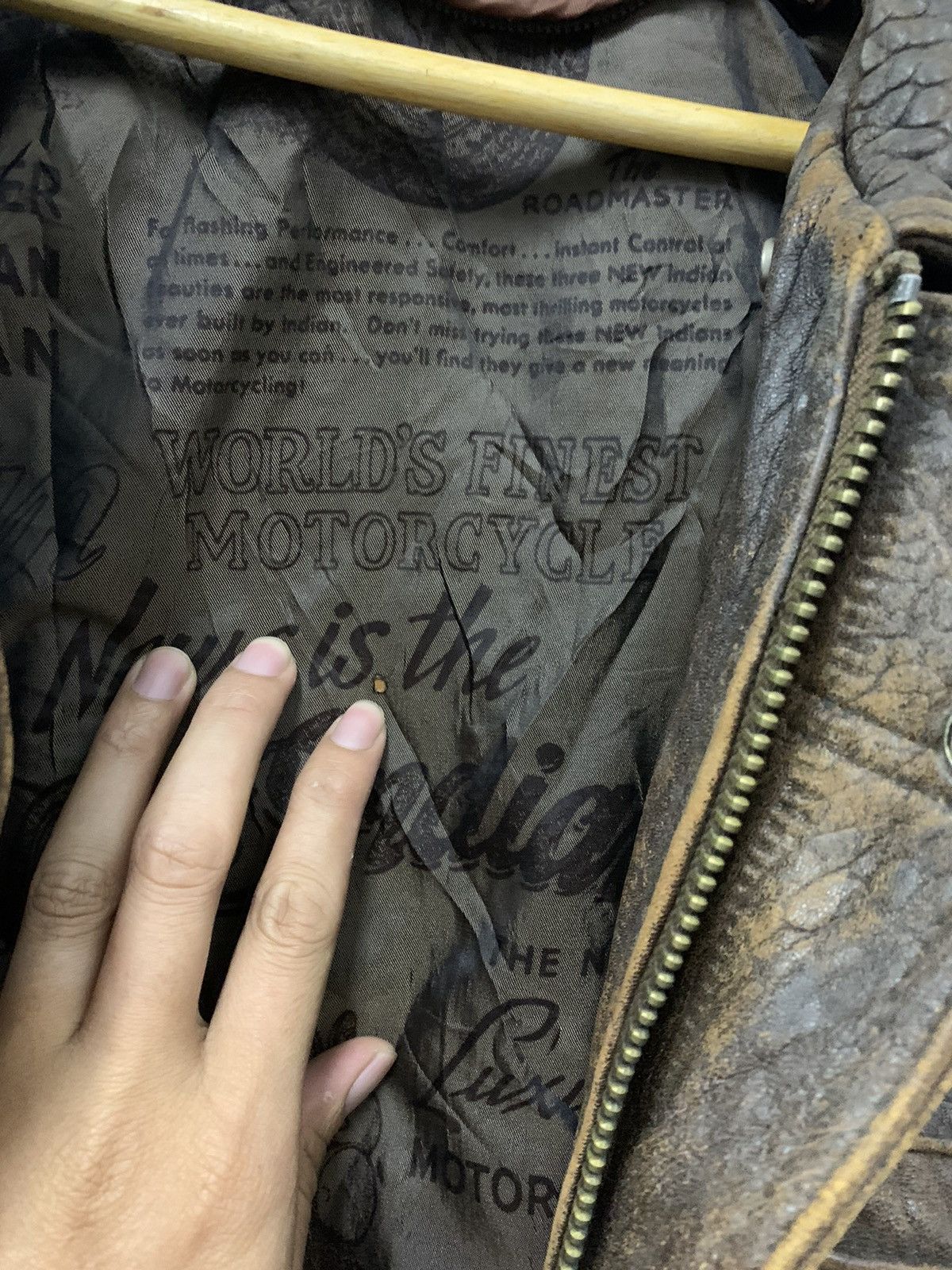 Japanese Brand Distressed Leather Jacket Italian Leather Size US M / EU 48-50 / 2 - 15 Thumbnail