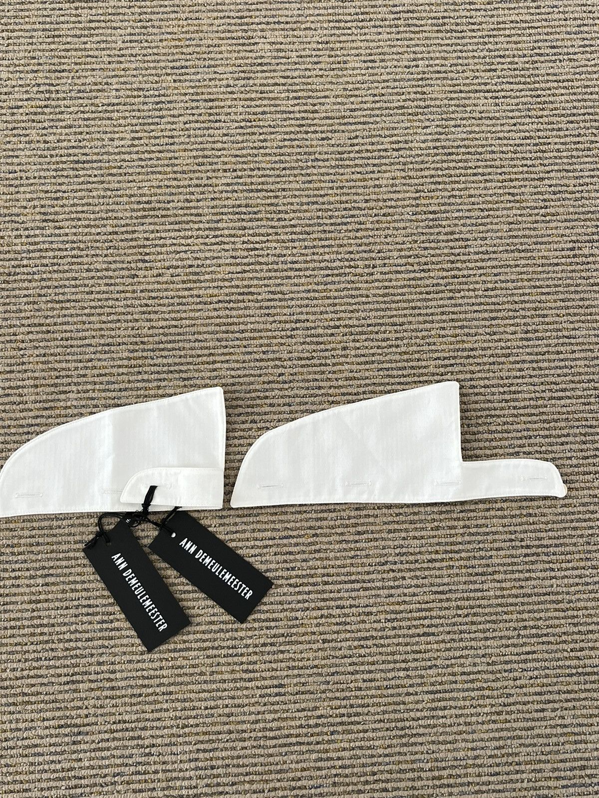 Ann Demeulemeester RARE 2017 White Cotton Button Cuffs Size ONE SIZE - 2 Thumbnail