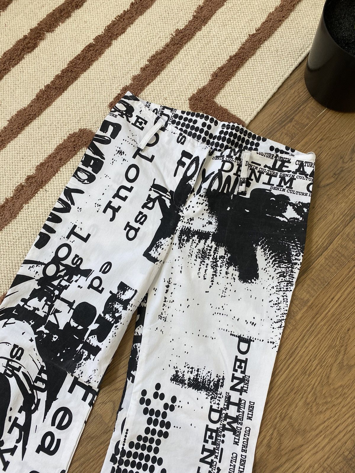 Vintage JEAN PAUL GAULTIER STYLE PRINTED NYLON FLASH PANTS Size 26" / US 2 / IT 38 - 4 Thumbnail