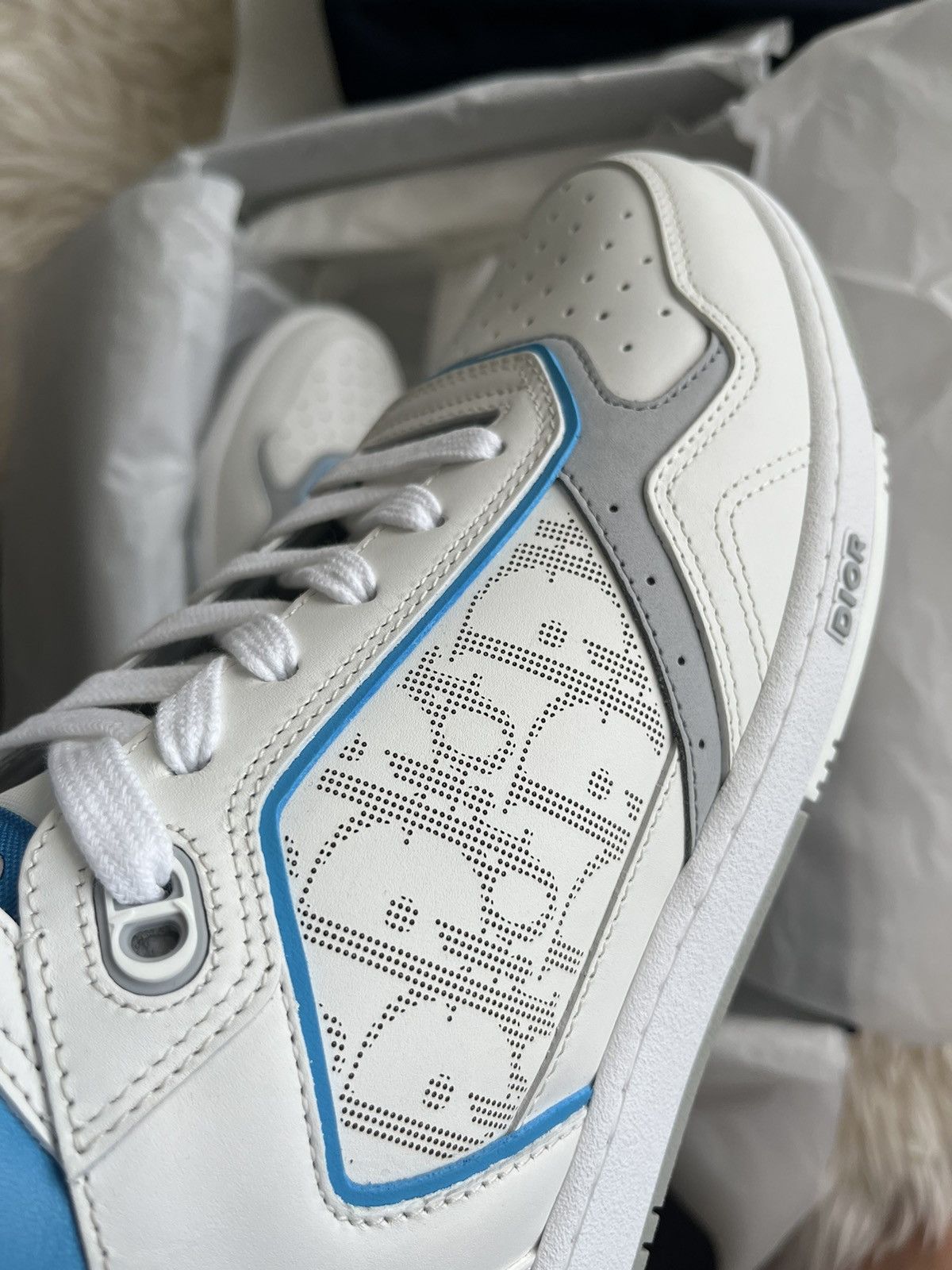 Dior Brand New Limited Edition Dior Logo Sneaker Size US 11 / EU 44 - 11 Thumbnail