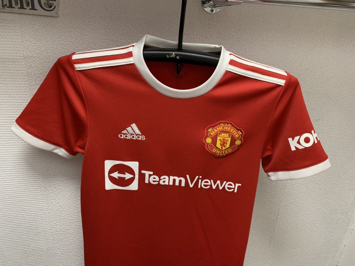 Adidas Manchester United Adidas soccer jersey S-Xs sz pig a ronaldo Size US XS / EU 42 / 0 - 2 Thumbnail