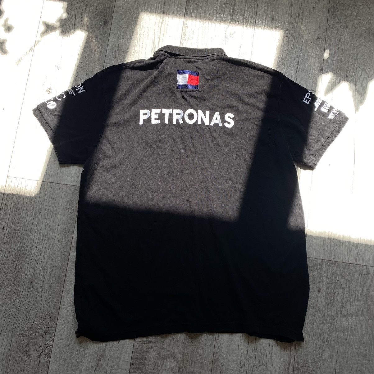 Mercedes-Benz VINTAGE MERCEDES BENZ AMG TOMMY HILFIGER PIRELLI POLO TSHIRT Size US XL / EU 56 / 4 - 2 Thumbnail