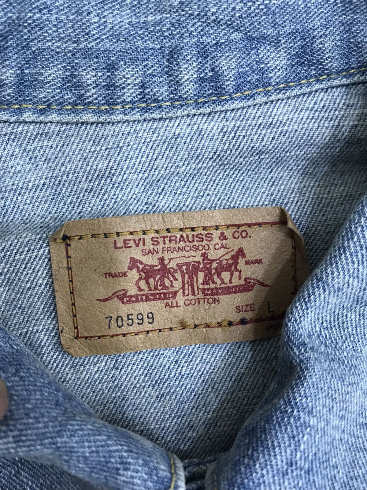 Levi's Levis 70559 Light Wash Type 3 Trucker Jacket Size US L / EU 52-54 / 3 - 4 Thumbnail