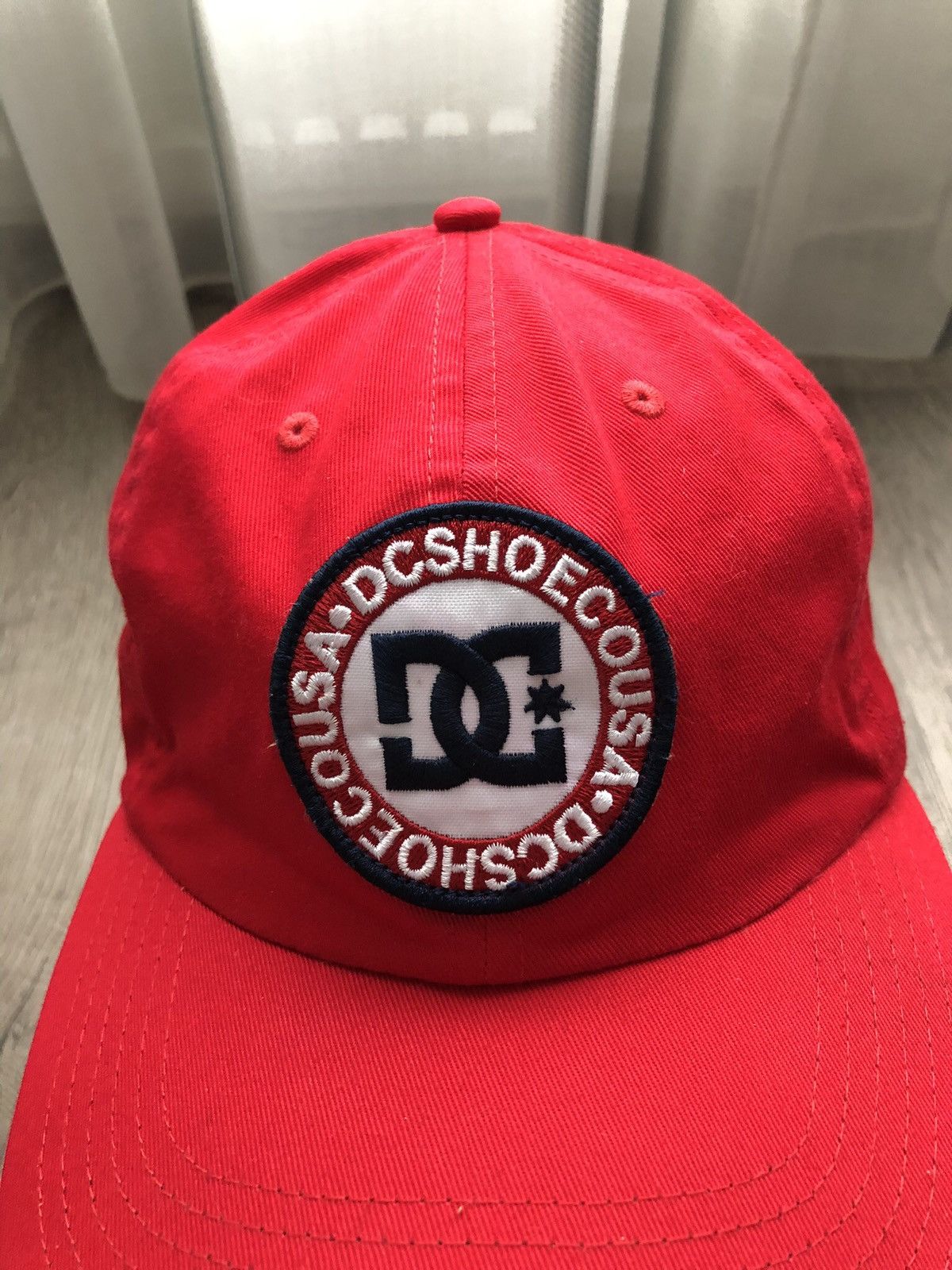 Streetwear DC Shoe Hook-Ups Red Cap Vintage Size ONE SIZE - 2 Preview