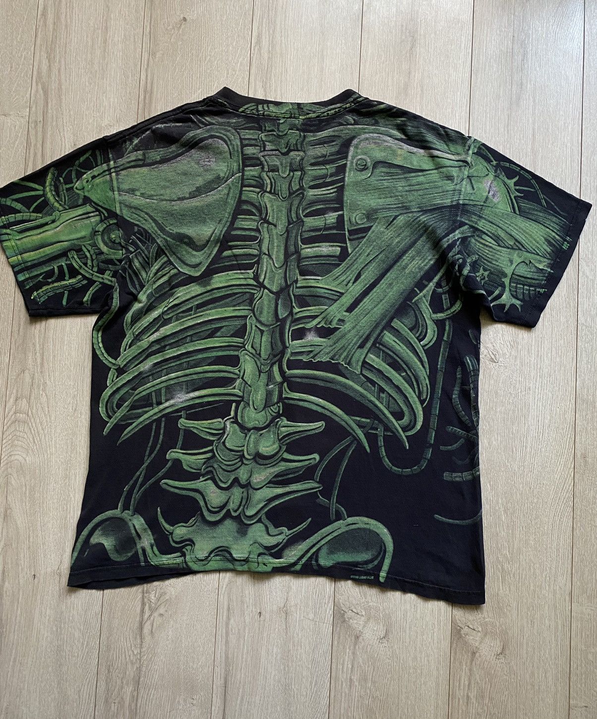 Liquid Blue Liquid blue t-shirt vintage 90s terminator skull tee Size US L / EU 52-54 / 3 - 5 Thumbnail