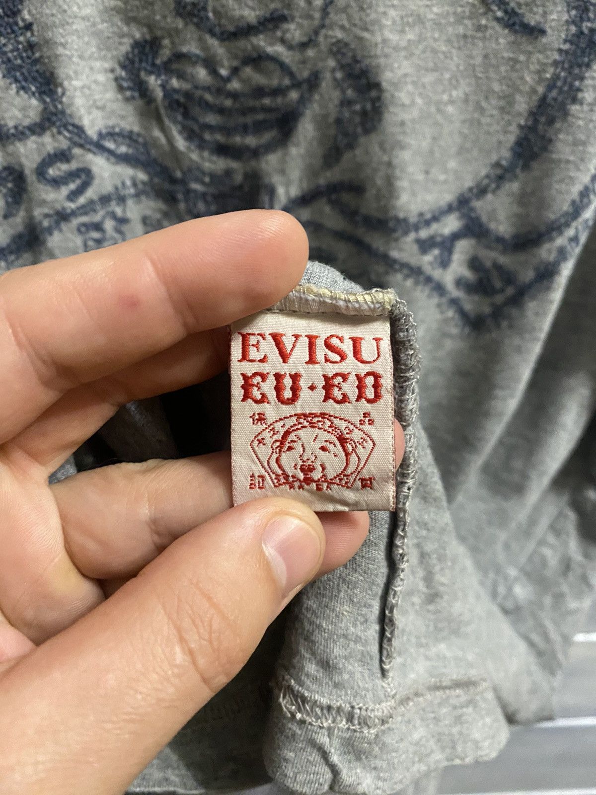Evisu Rare Vintage T-Shirt Evisu Big Logo. Y2K Japanese style. Size US M / EU 48-50 / 2 - 11 Thumbnail