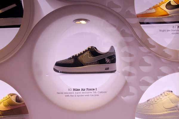 A Cultural Force: The History of the Air Force 1