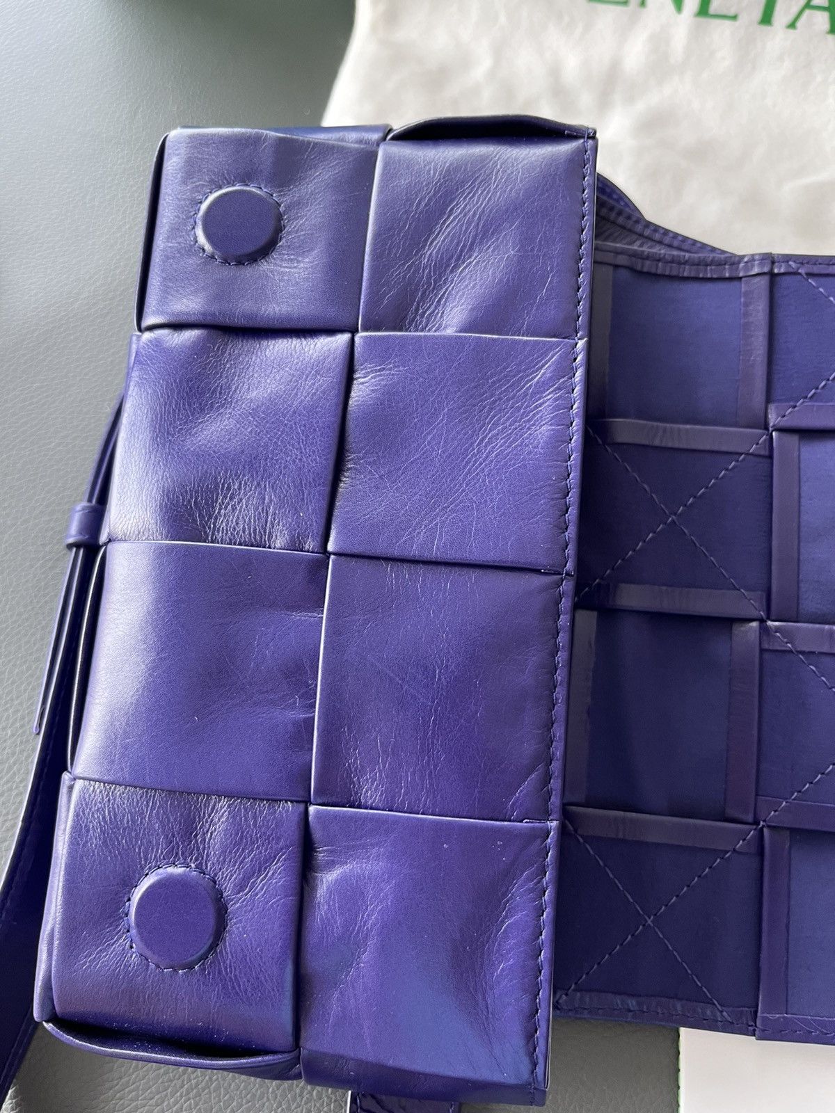 Bottega Veneta Super Runway Brand New $2,300 Value Cassette Crossbody Bag Size ONE SIZE - 24 Thumbnail