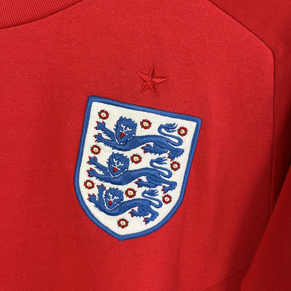 Umbro 2010 UMBRO ENGLAND AWAY WORLD CUP #8 LAMPARD SOCCER JERSEY Size US L / EU 52-54 / 3 - 4 Thumbnail